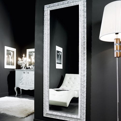Modern-Classic-Wall-Mirror