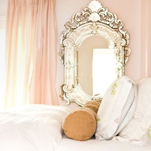 romantic-bedroom-from-high-gloss